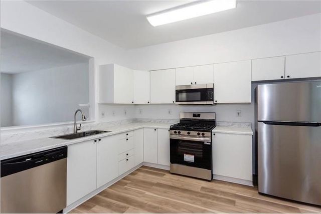 3967 Howell Park Road, Duluth, GA 30096