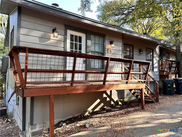 899 Hillyer Street, San Marcos, TX 78666