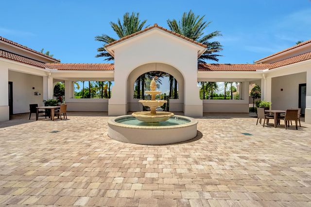 10043 Akenside Drive, Boca Raton, FL 33428