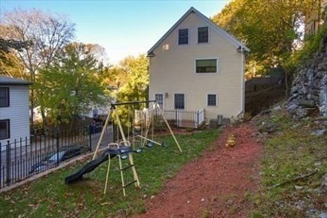 27 Sullivan Avenue, Newton, MA 02464
