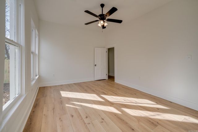 313 Oliver Street, Conway, AR 72034