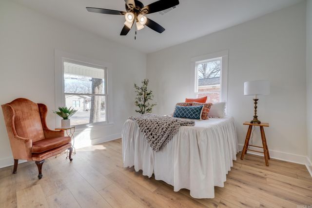 313 Oliver Street, Conway, AR 72034