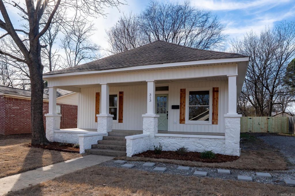 313 Oliver Street, Conway, AR 72034