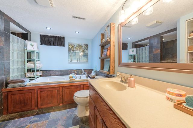 2024 Maple Street, Hastings, MN 55033