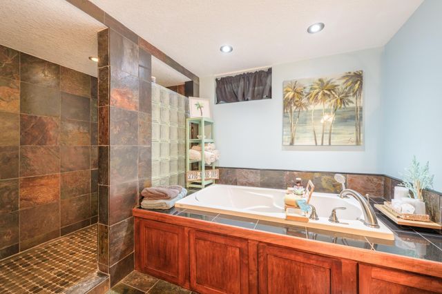 2024 Maple Street, Hastings, MN 55033