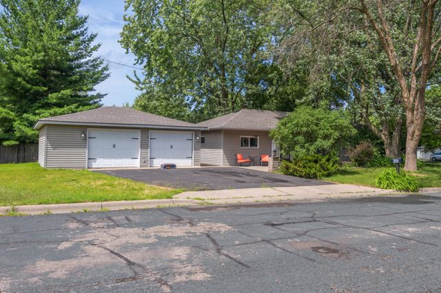 2024 Maple Street, Hastings, MN 55033
