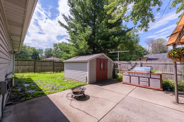 2024 Maple Street, Hastings, MN 55033