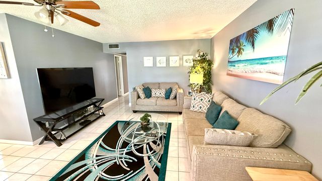 347 Tilford P, Deerfield Beach, FL 33442