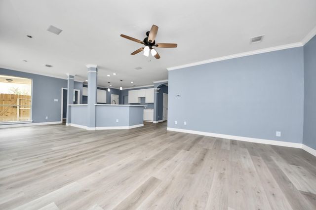 16203 Broken Timber Circle, Houston, TX 77095