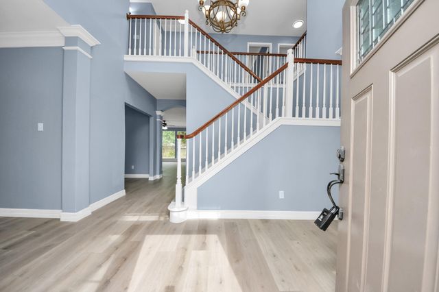 16203 Broken Timber Circle, Houston, TX 77095