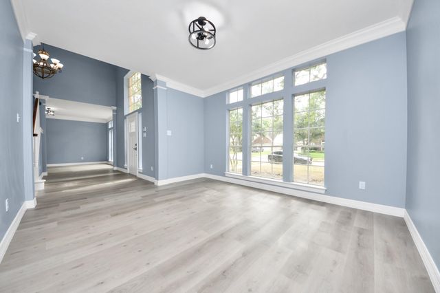 16203 Broken Timber Circle, Houston, TX 77095