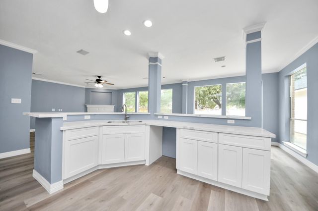 16203 Broken Timber Circle, Houston, TX 77095