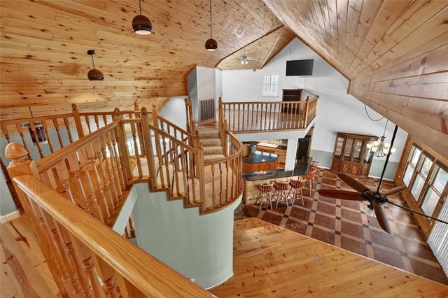 203 Oxbow TRL, Marble Falls, TX 78654