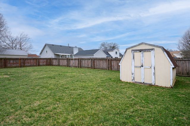 1325 Meredith Way, Clarksville, TN 37042