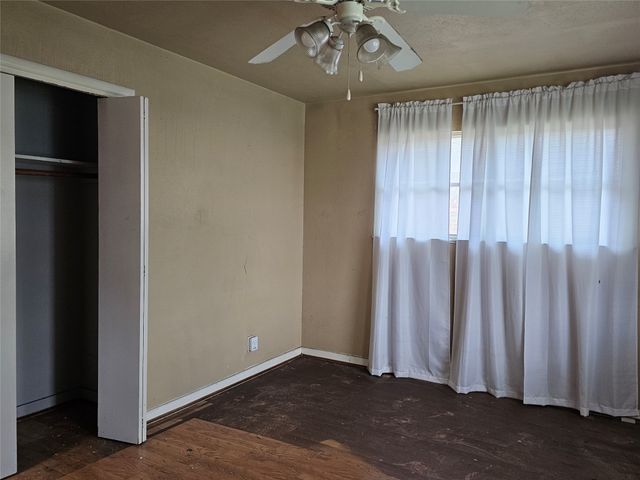 5301 Ammons Street, Haltom City, TX 76117
