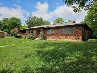 5301 Ammons Street, Haltom City, TX 76117