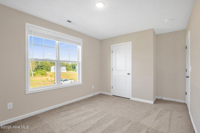 38 Coachman Lane, Autryville, NC 28318