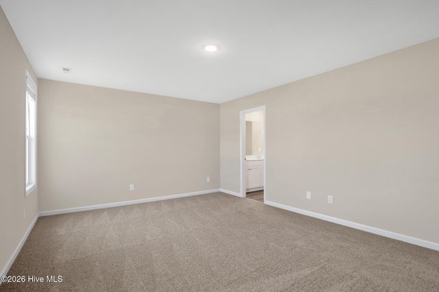 38 Coachman Lane, Autryville, NC 28318
