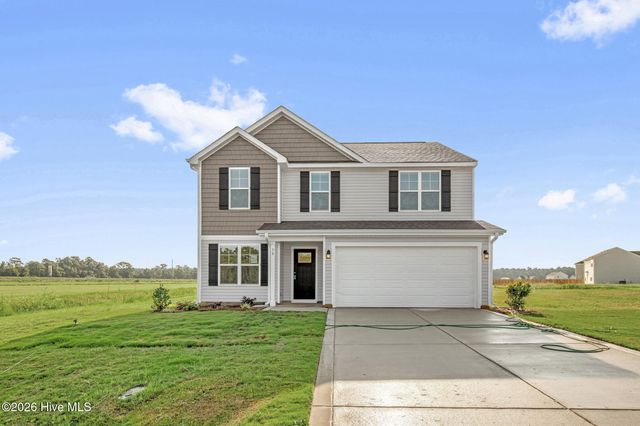 38 Coachman Lane, Autryville, NC 28318