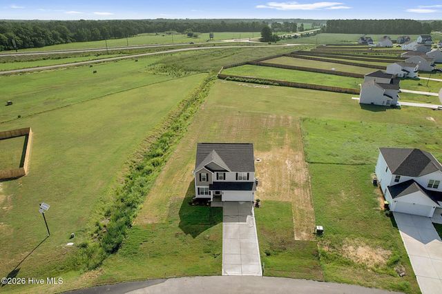 38 Coachman Lane, Autryville, NC 28318