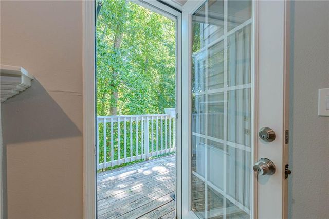 412 Teal Court, Roswell, GA 30076