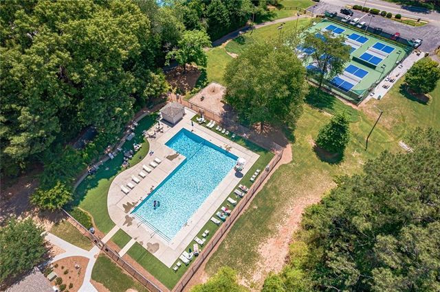 412 Teal Court, Roswell, GA 30076