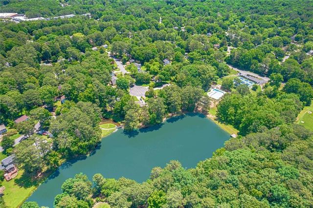 412 Teal Court, Roswell, GA 30076