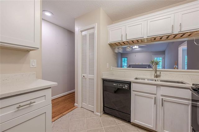 412 Teal Court, Roswell, GA 30076