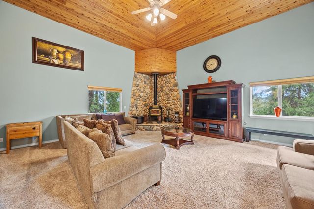 3755 Kincade Dr, Placerville, CA 95667