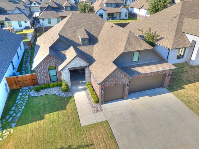 3808 W Winston Street, Broken Arrow, OK 74011