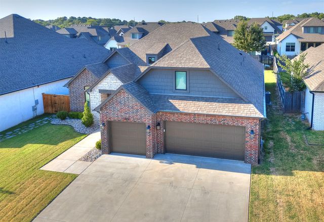 3808 W Winston Street, Broken Arrow, OK 74011