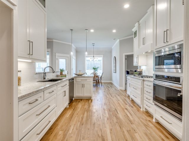 3808 W Winston Street, Broken Arrow, OK 74011