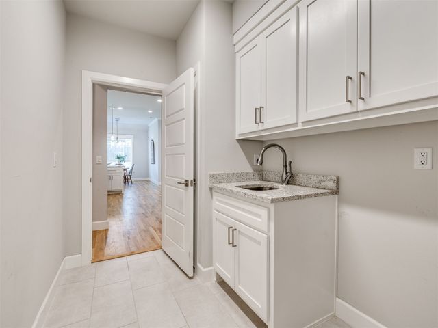 3808 W Winston Street, Broken Arrow, OK 74011