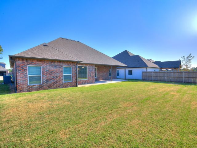 3808 W Winston Street, Broken Arrow, OK 74011