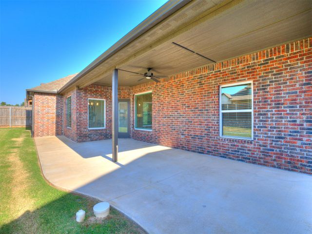 3808 W Winston Street, Broken Arrow, OK 74011