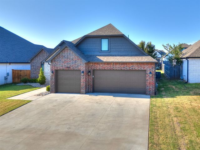 3808 W Winston Street, Broken Arrow, OK 74011