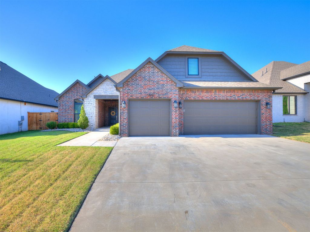 3808 W Winston Street, Broken Arrow, OK 74011