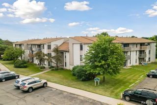 32013 W 12 Mile Road 110, Farmington Hills, MI 48334