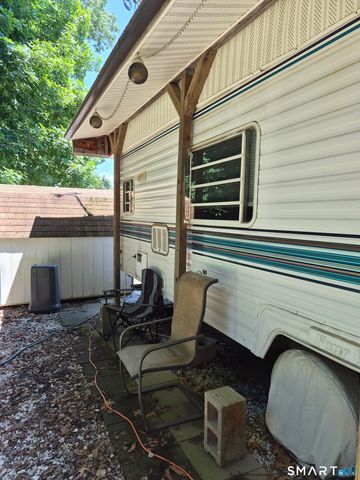 25 Route 197 Route 29, Woodstock, CT 06281