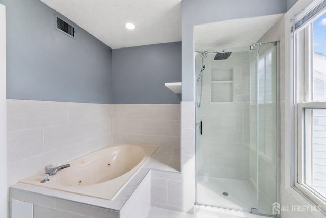 233 Rooney Court, East Brunswick, NJ 08816