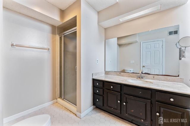 233 Rooney Court, East Brunswick, NJ 08816