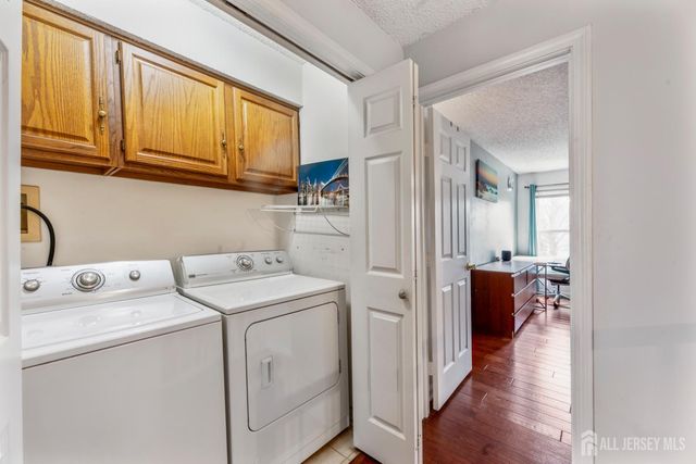 233 Rooney Court, East Brunswick, NJ 08816