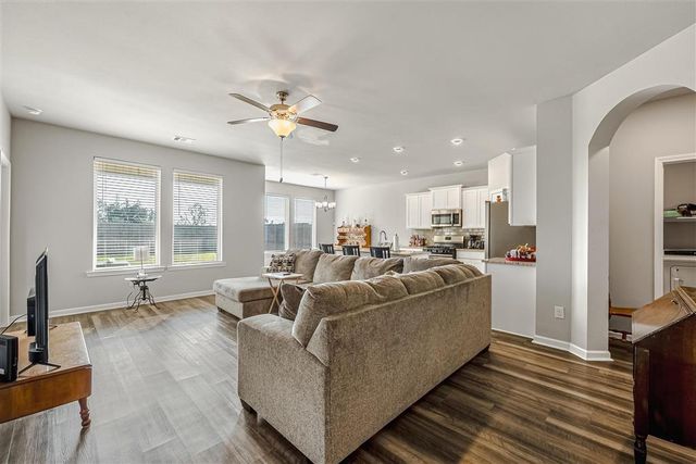 303 Oak Hampton Drive, Sulphur, LA 70665