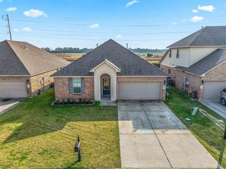 303 Oak Hampton Drive, Sulphur, LA 70665