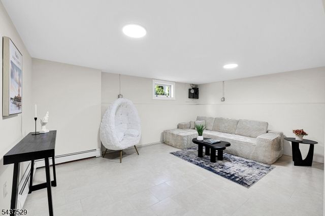 132 Argyle Pl, Kearny Town, NJ 07032