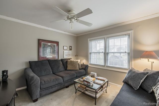 1145 E Fairview Lane, Rochester Hills, MI 48306