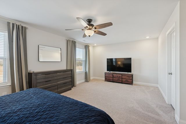 931 Nance Ln, Lebanon, TN 37087