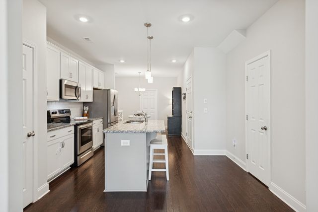 931 Nance Ln, Lebanon, TN 37087