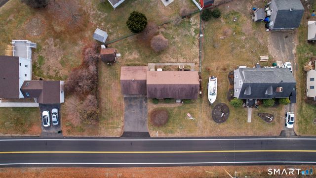 559 Oak Bluff Avenue, Stratford, CT 06615