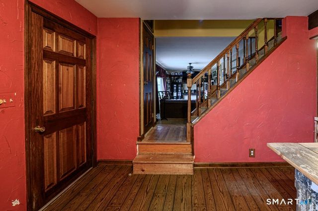 559 Oak Bluff Avenue, Stratford, CT 06615